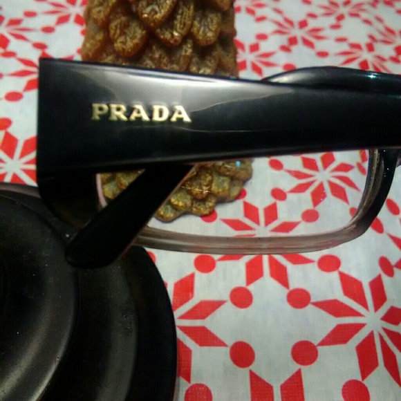 Prada Frames - Picture 4 of 6